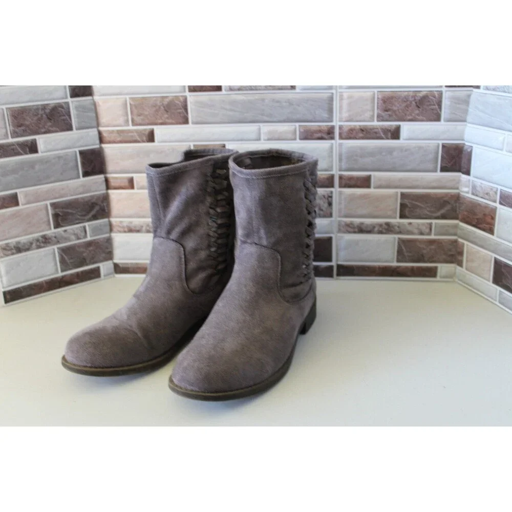 Dolce by Mojo Moxy Jody Women's Boots Faux Suede Gray Size: 6